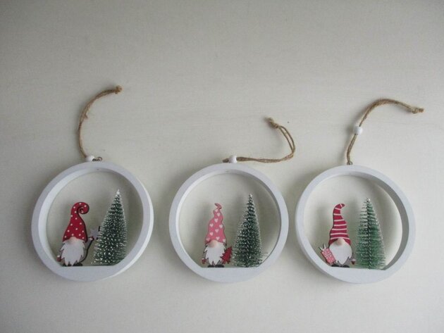 Hanger gnome met kerstboom 3ass