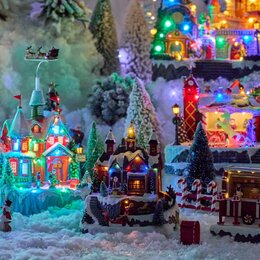 Kerstdorp Kerstman huis met trein - afbeelding 3
