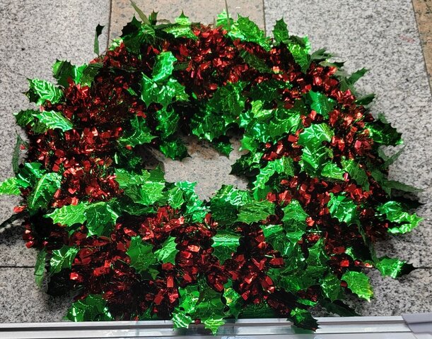 Krans Holly Tinsel D38cm - hulst