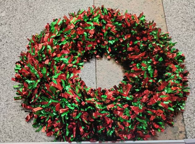Krans Tinsel D38cm - rood/groen