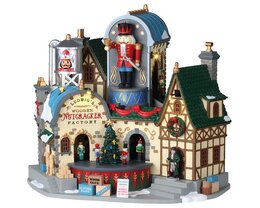 ludwig’s wooden nutcracker factory,