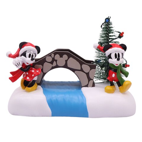 Scène Minnie & Daisy & Pluto